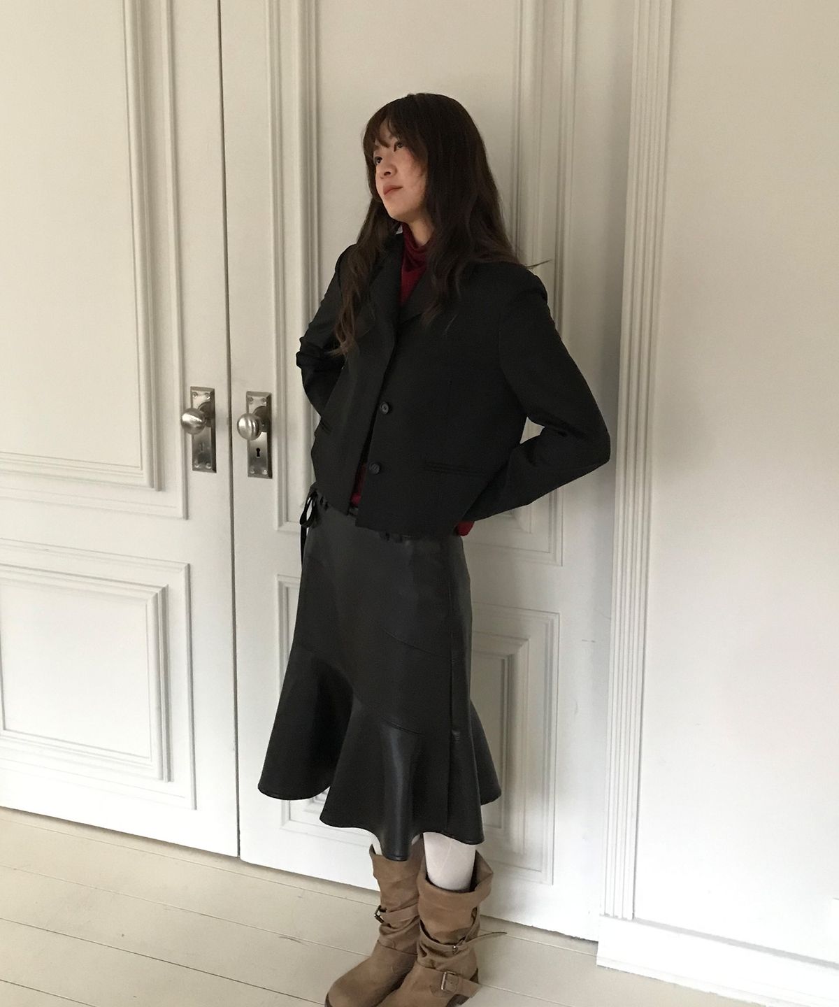 마조네(MA JOURNEE) SINGLE HIDDEN CROP JACKET_BROWN