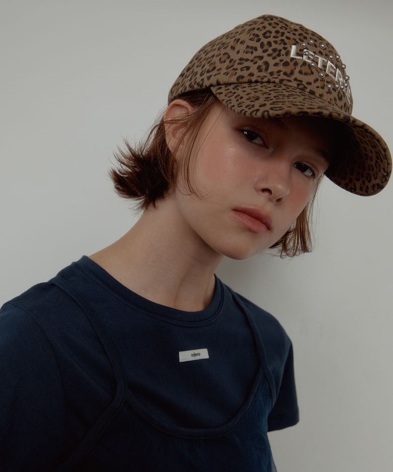 LEOPARD HEART STUD LOGO CAP_DARK BEIGE