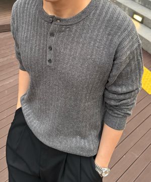 에센셜 버튼 업 라운드 니트 CH