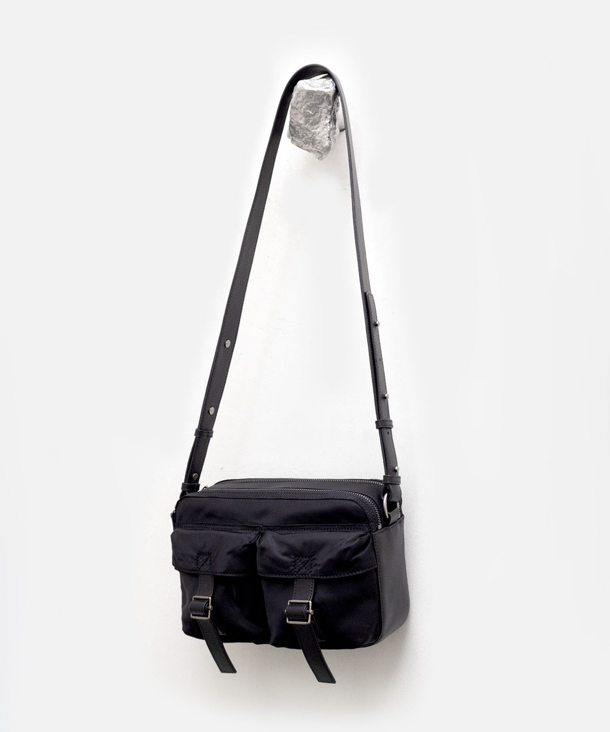 유스(YOUTH) Camera Bag - Black