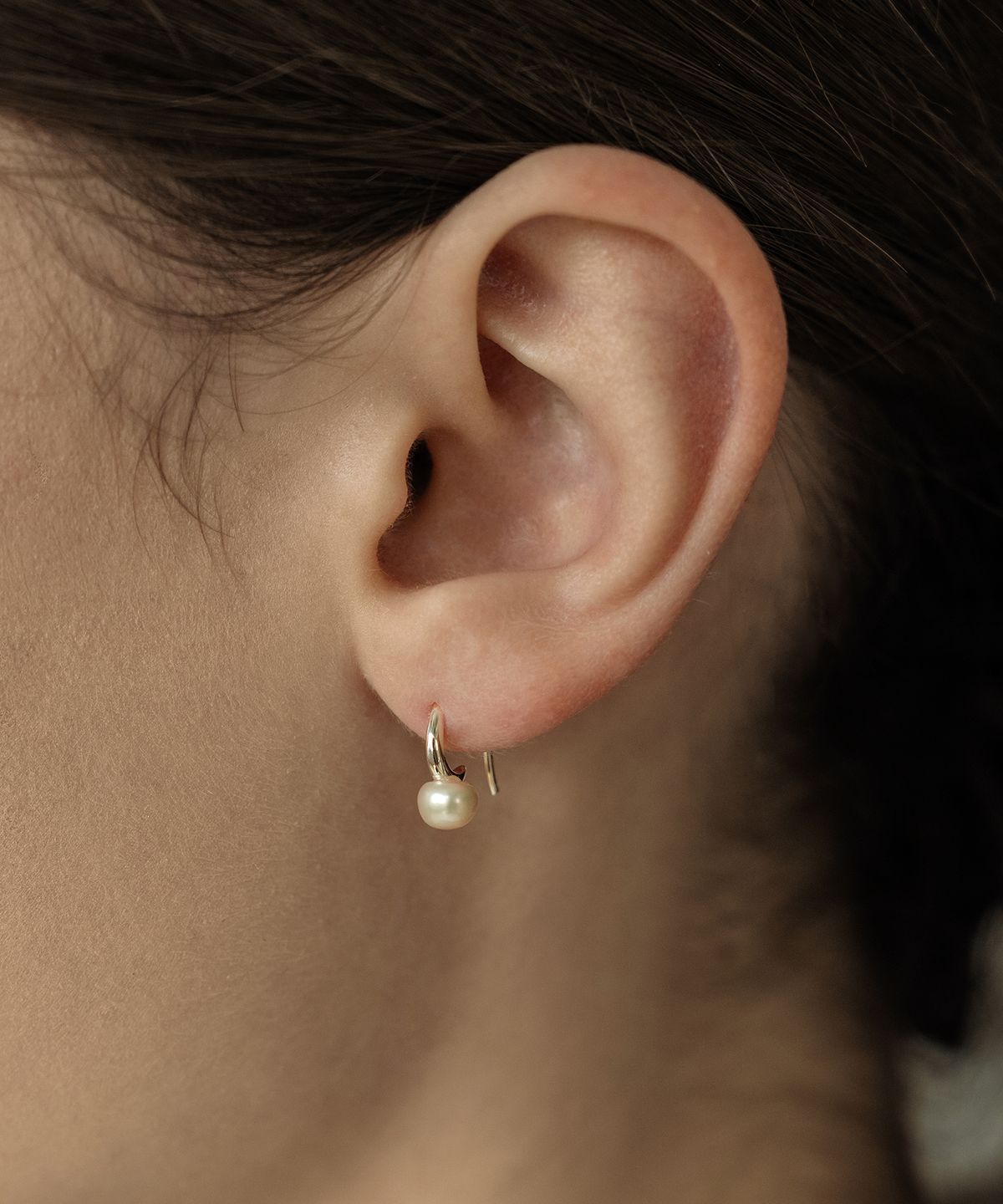 하스(HAS) HON017 Flat pearl hook Earrings