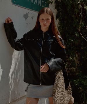 STUD SINGLE COLLAR JACKET_BLACK