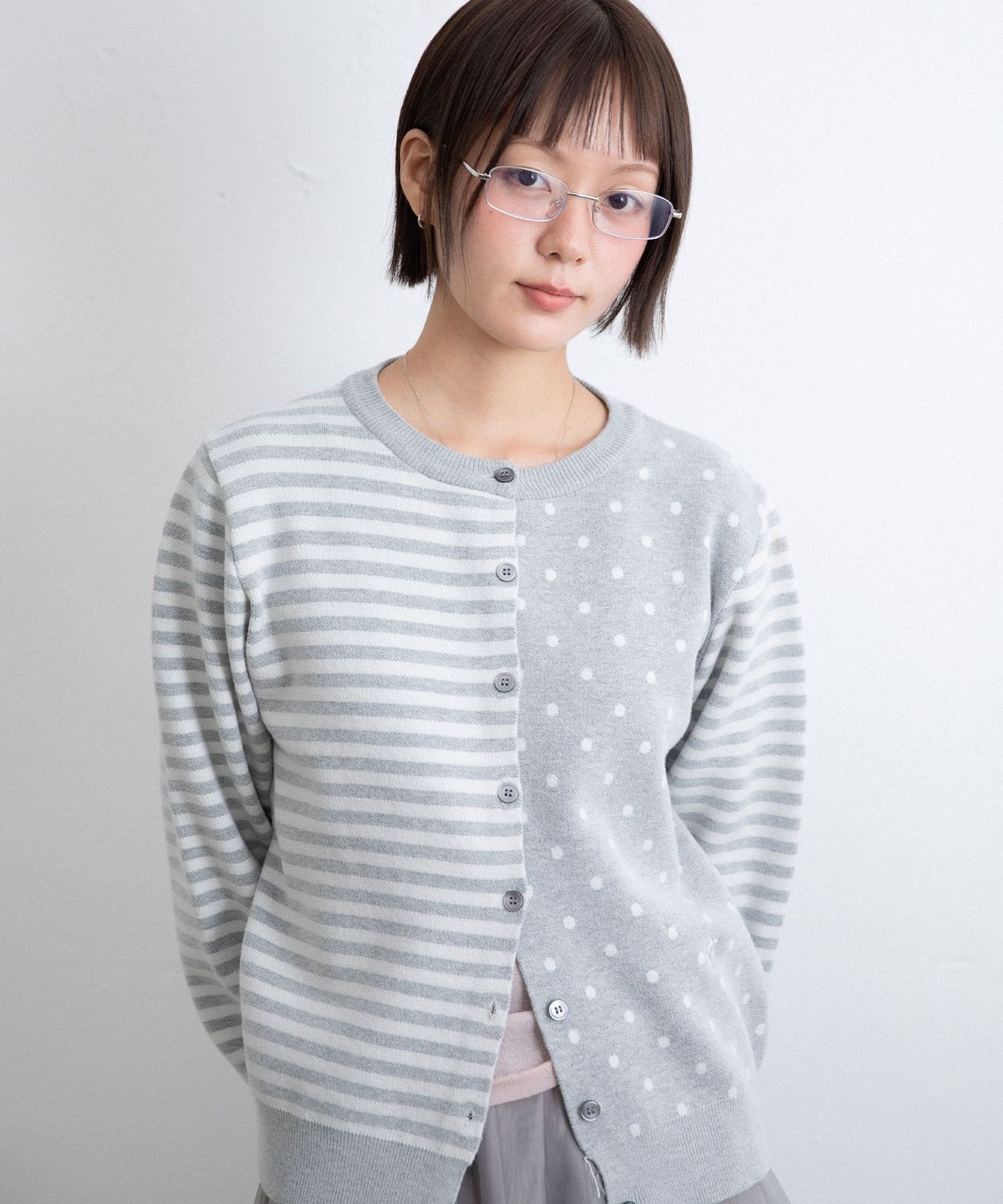 이스트쿤스트(ISTKUNST) DOT STRIPE KNIT CARDIGAN_GREY(IK2FFFK642A)