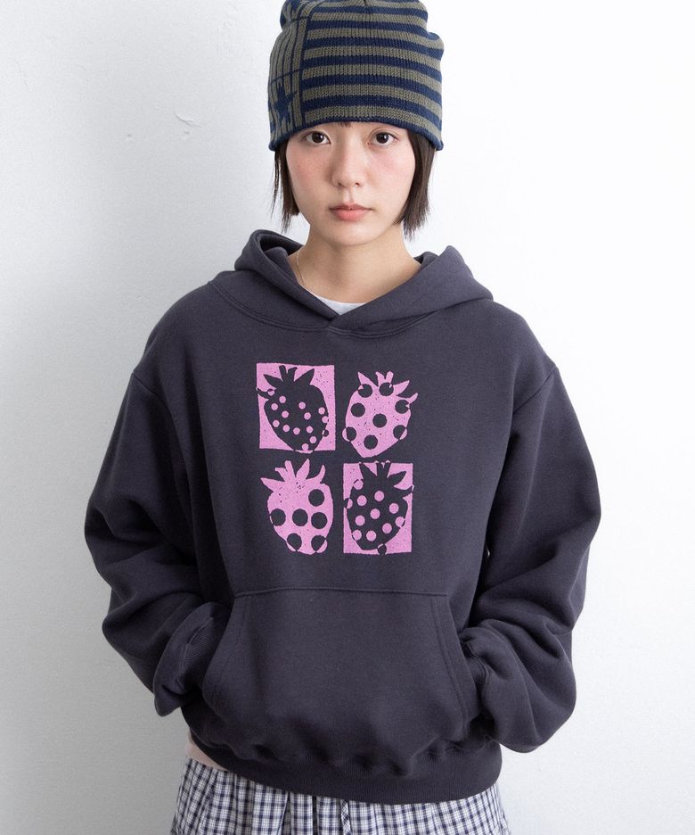 DOT STRAWBERRY HOODIE_NAVY(IK2FFFM407A)