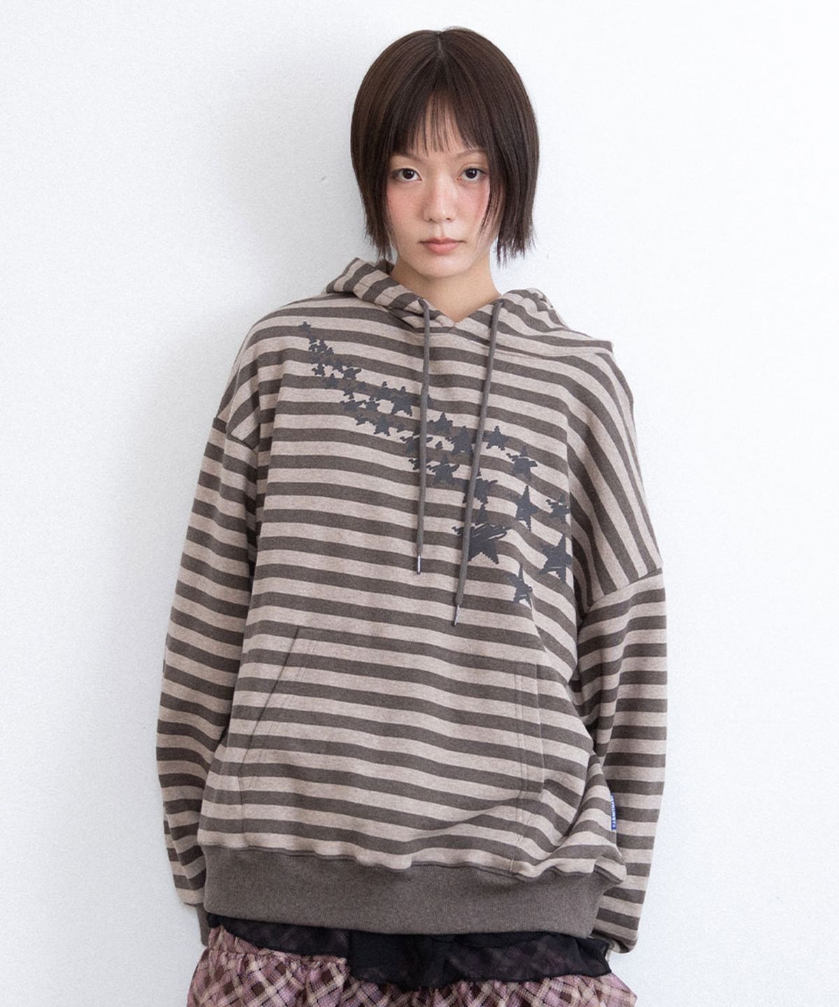 이스트쿤스트(ISTKUNST) SHOOTING STAR ST HOODIE_BEIGE(IK2FFMM409A)