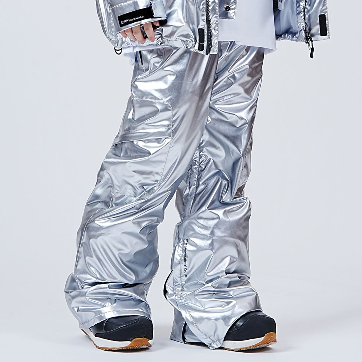 롬프(ROMP) TS 540 PANTS (ENAMEL SILVER)
