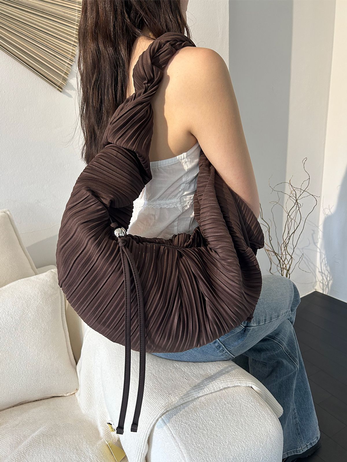 던팩토리(DAWN FACTORY) LUVITS BAG LARGE BROWN 러비츠백 라지 브라운