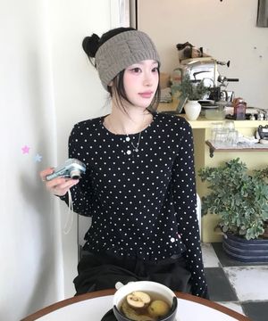 폴카 도트 프릴 롱슬리브 블랙