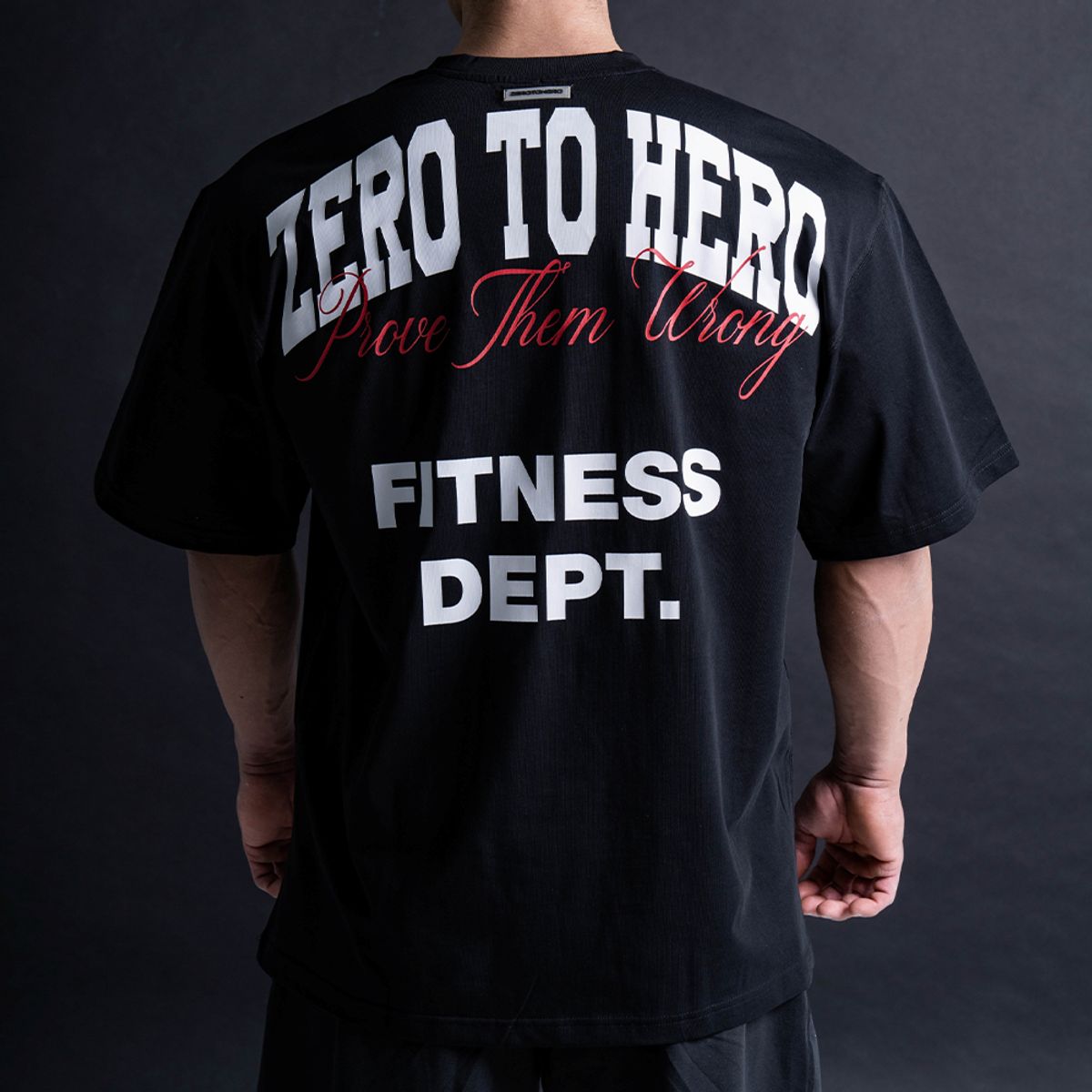 제로투히어로(ZEROTOHERO) FITNESS DEPT. 오버핏 반팔 티셔츠 [ 2 Colors ]
