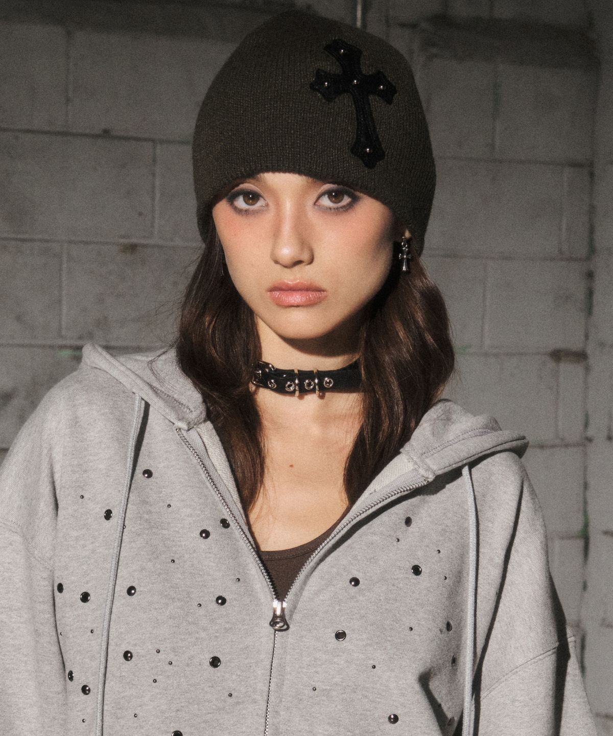 미드나잇 무브(MIDNIGHT MOVE) cross beanie (khaki)