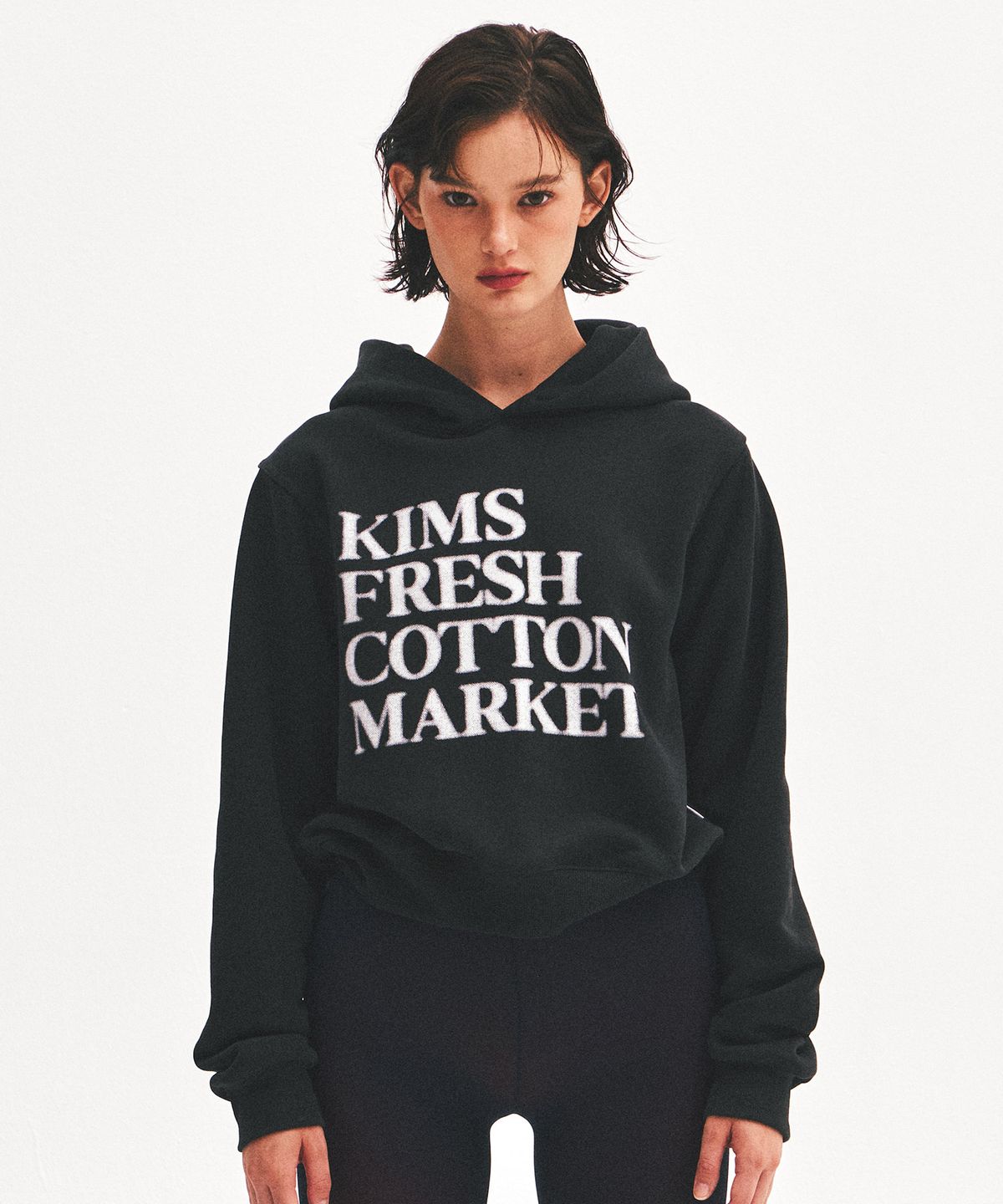 킴스 프레시 코튼 마켓(KIMS FRESH COTTON MARKET) Hazy Left Range Logo Tee Black