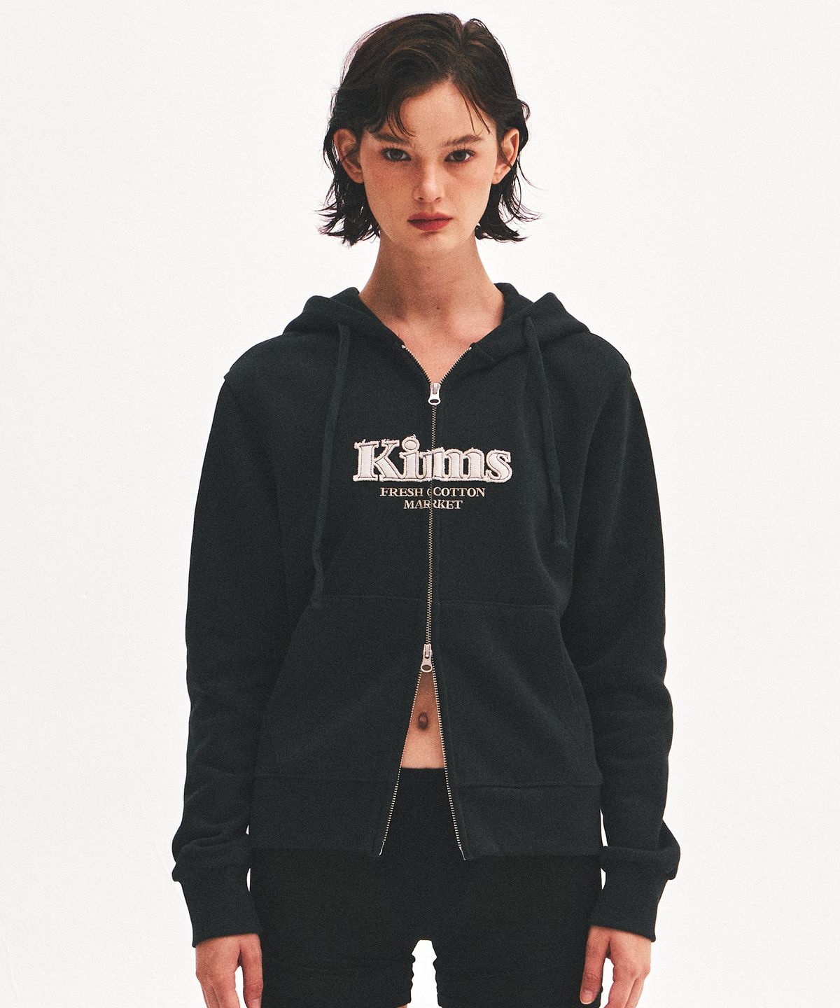킴스 프레시 코튼 마켓(KIMS FRESH COTTON MARKET) (Unisex) Kims Bam App Zip Hoodie Black
