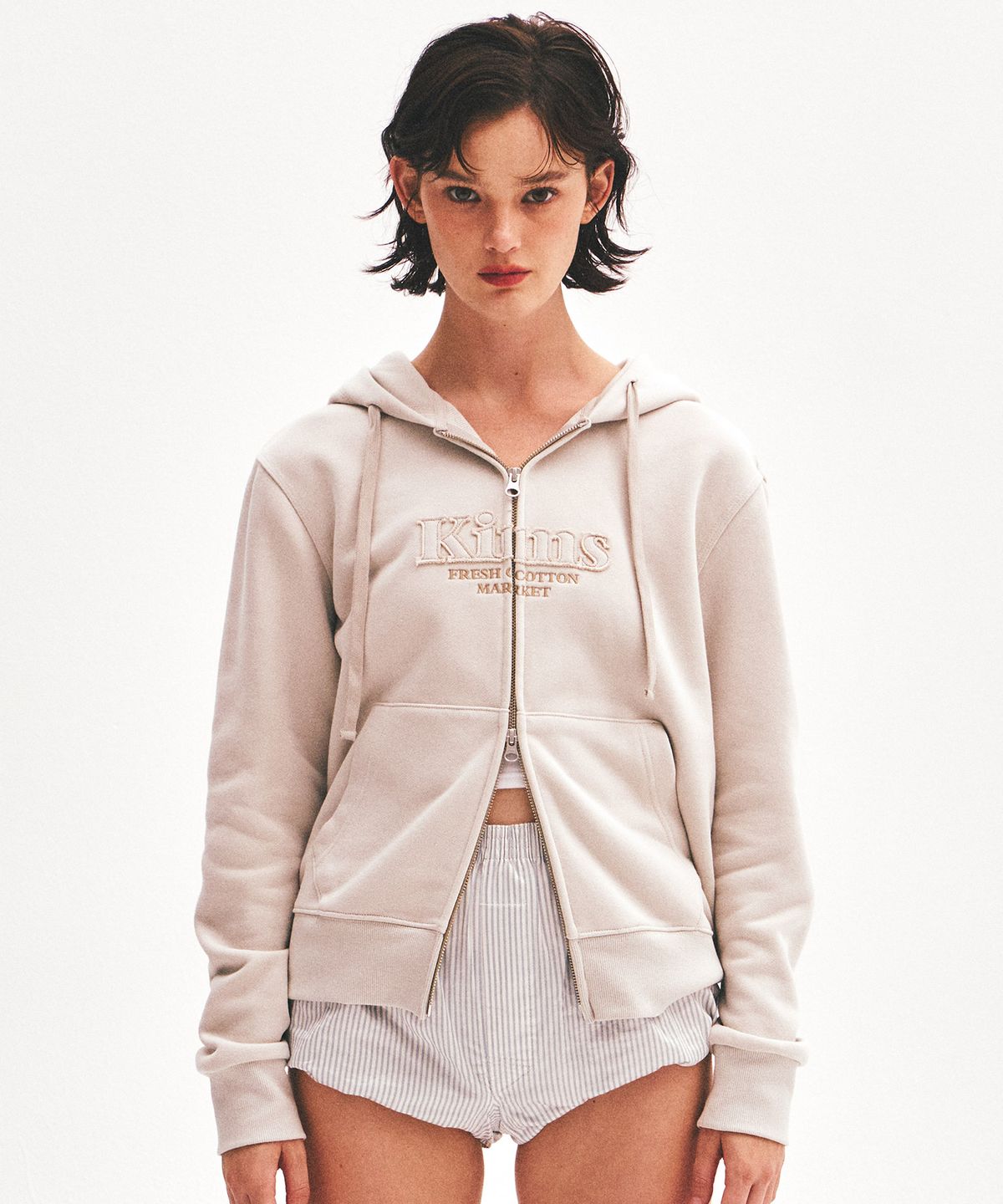 킴스 프레시 코튼 마켓(KIMS FRESH COTTON MARKET) (Unisex) Kims Bam App Zip Hoodie Beige