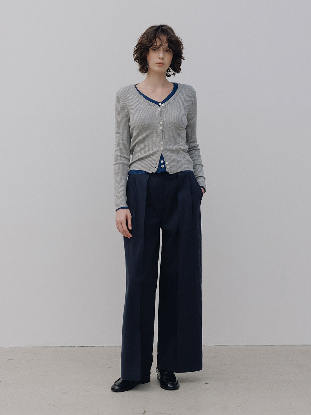 헌치(HUNCH) Double Button Cardigan (3color)