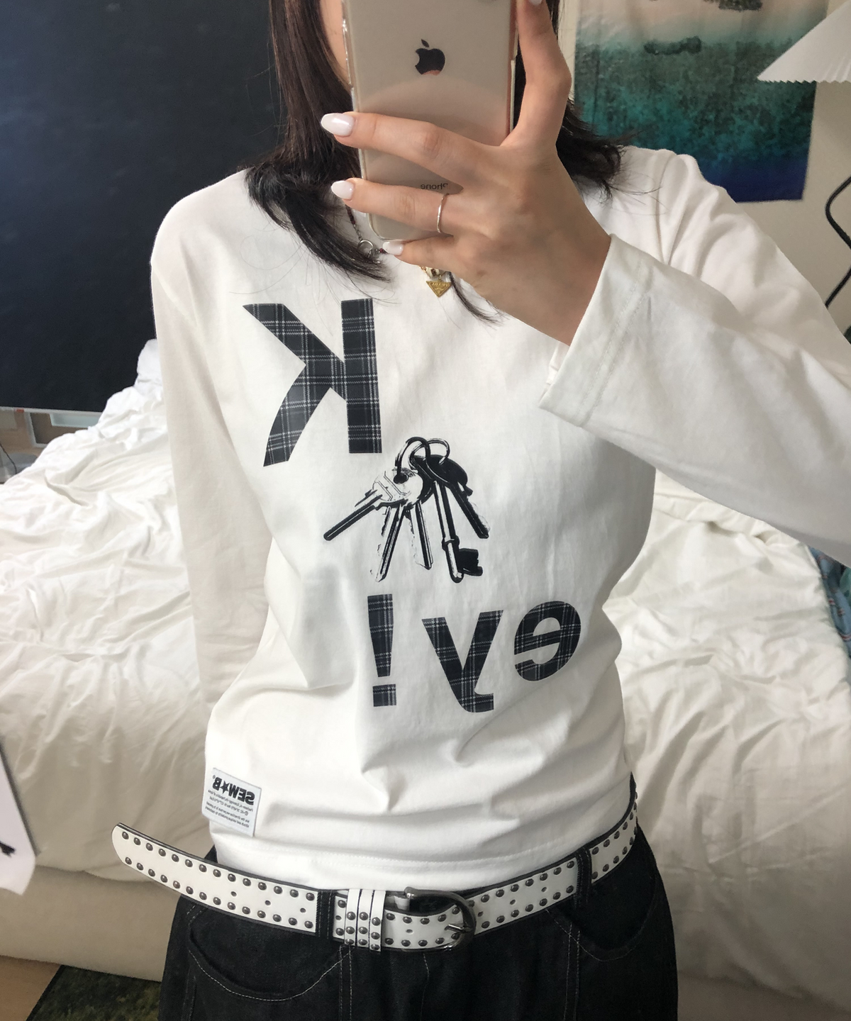 쏘비(SEW-B) 세미크롭 ey 긴팔티