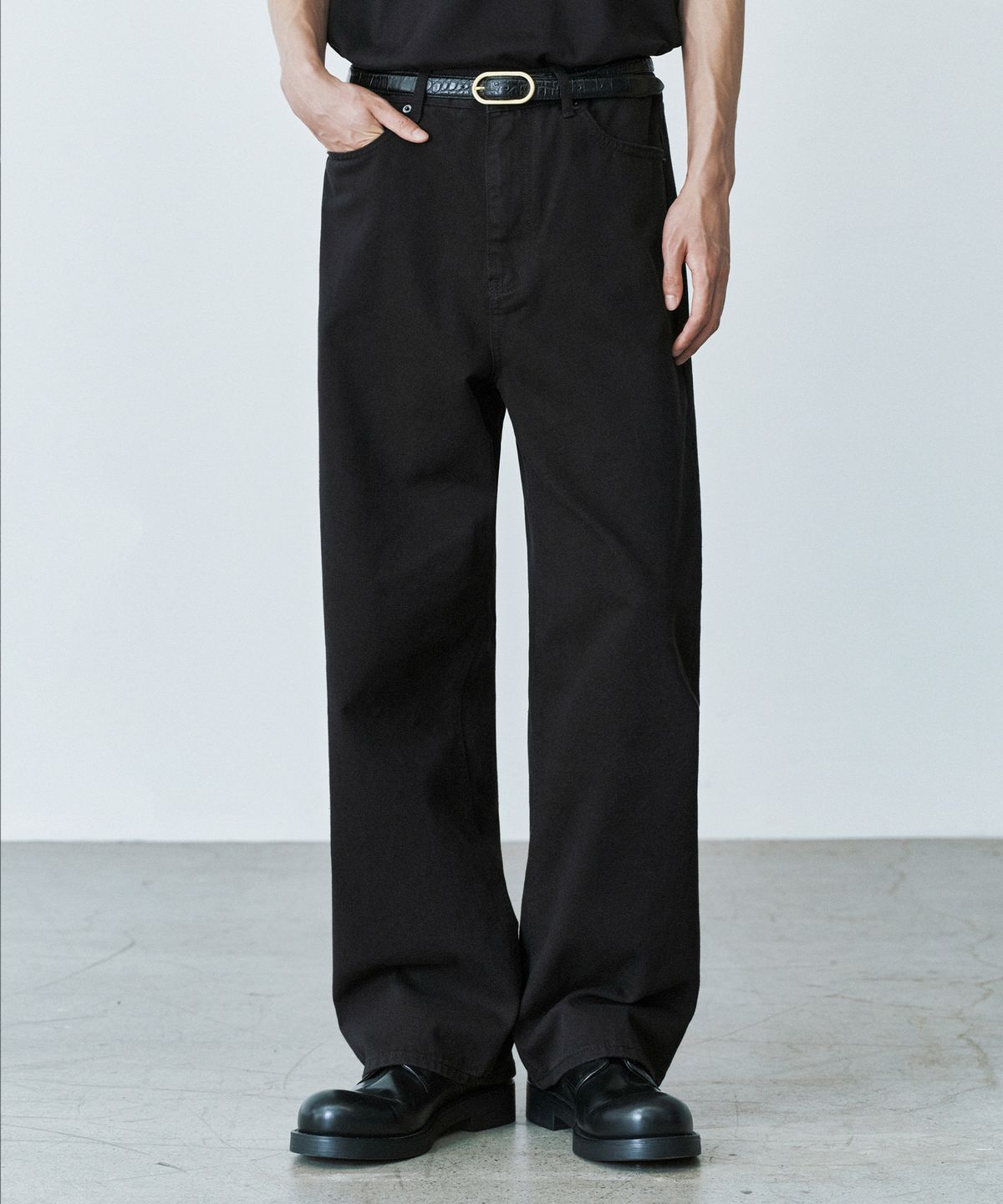브랜디드(BRANDED) 1765 SOFT BLACK JEANS [EXTRA WIDE STRAIGHT]