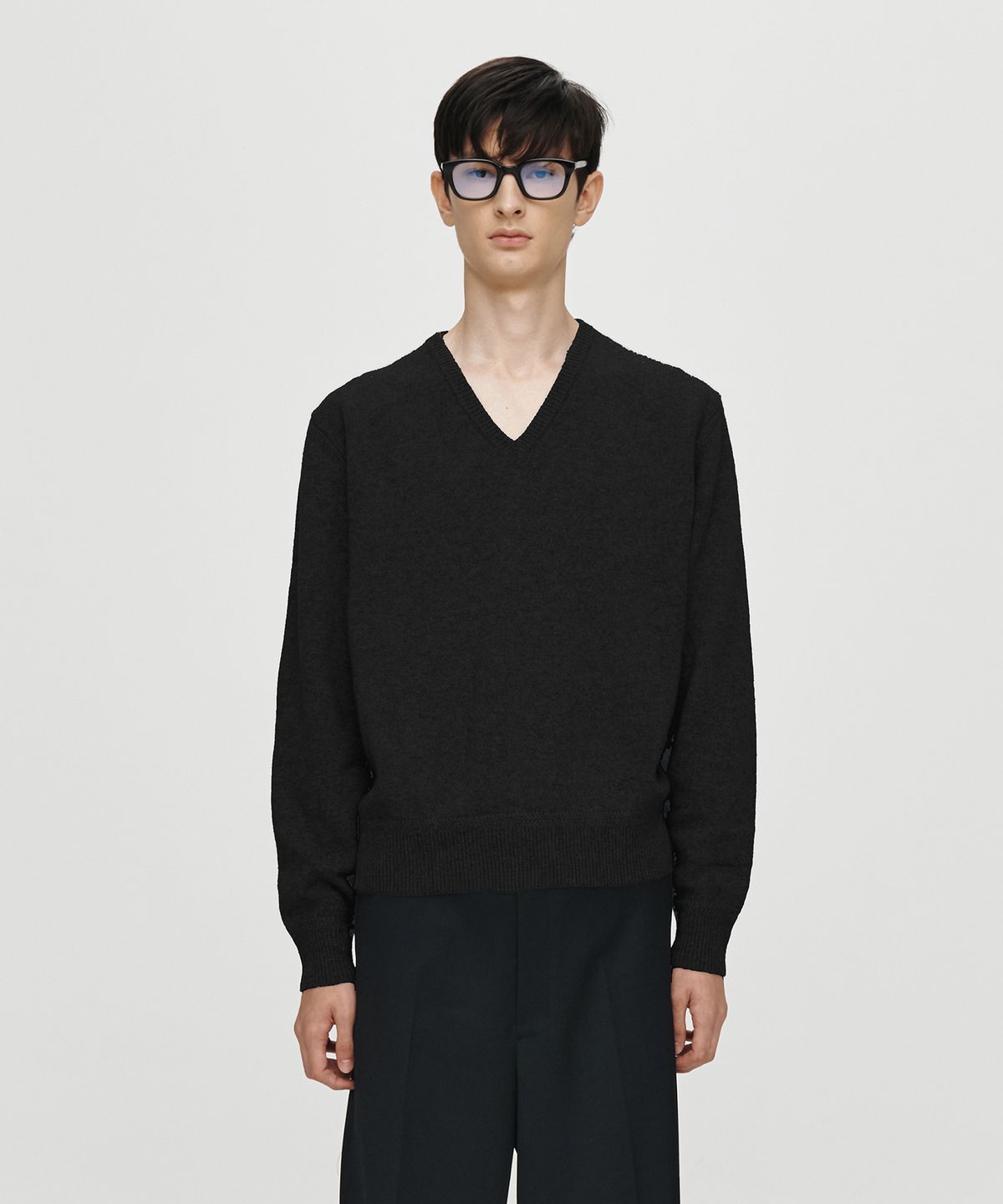 호이테(HEUTE) CASHMERE WOOL V NECK KNIT (BLACK)