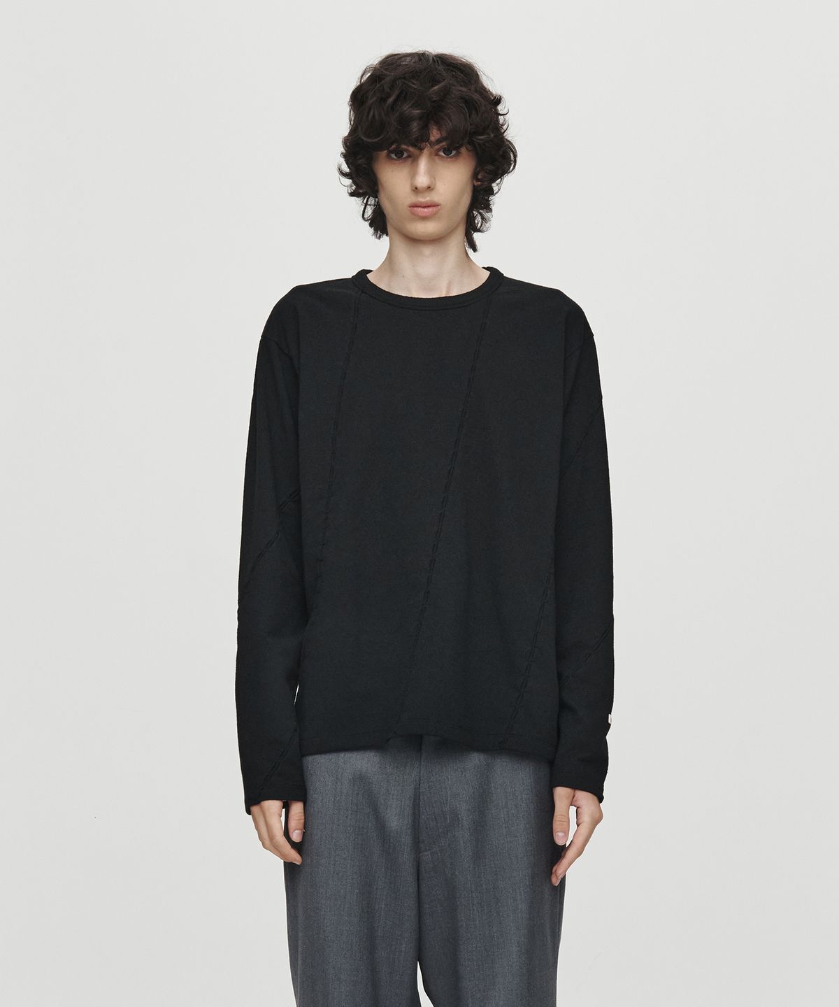 호이테(HEUTE) TEXTURED RACING T-SHIRT (BLACK)