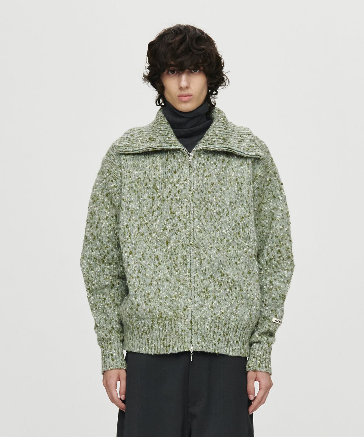 호이테(HEUTE) HONEY ZIP-UP KNIT (KHAKI)