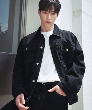 [서강준PICK] 워싱 릴렉스 데님 트러커 자켓 [BLACK INDIGO]