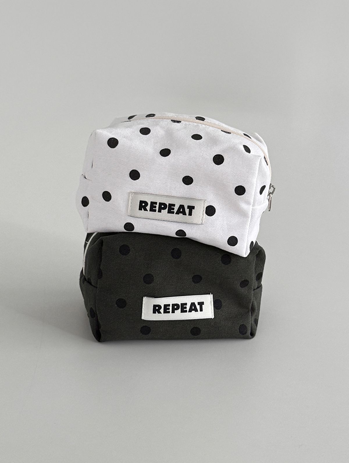리핏(REPEAT) 티티 파우치 (2colors)