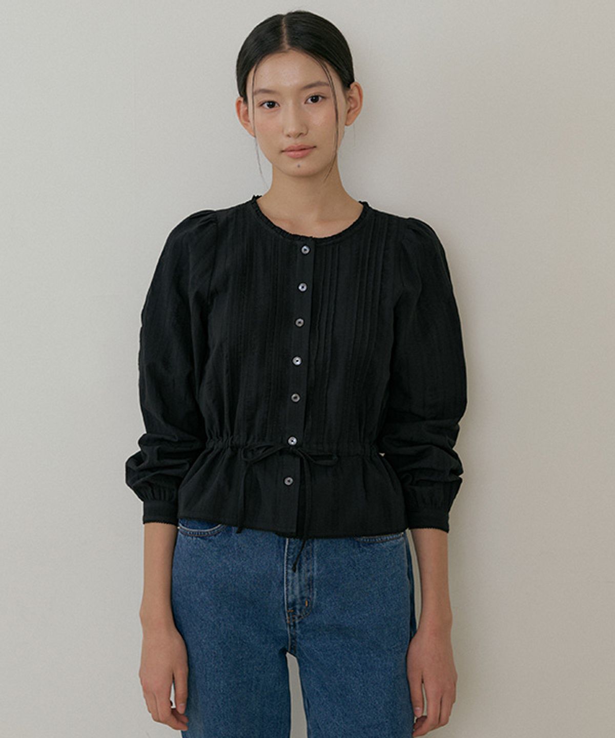 링서울(LINGSEOUL) jacquard pintuck blouse-black