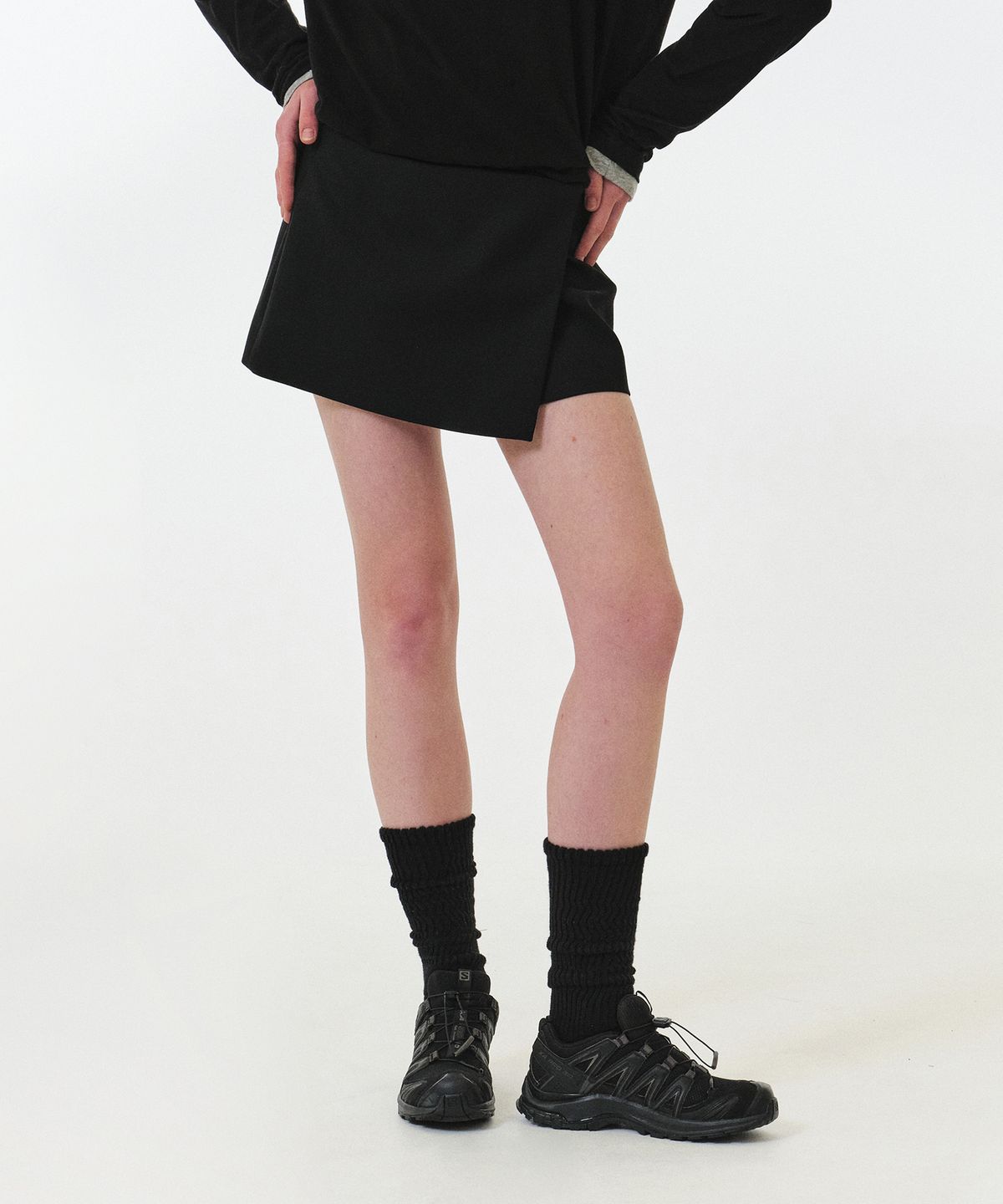 그로브(GROVE) MERCY WRAP SKIRT (BLACK)
