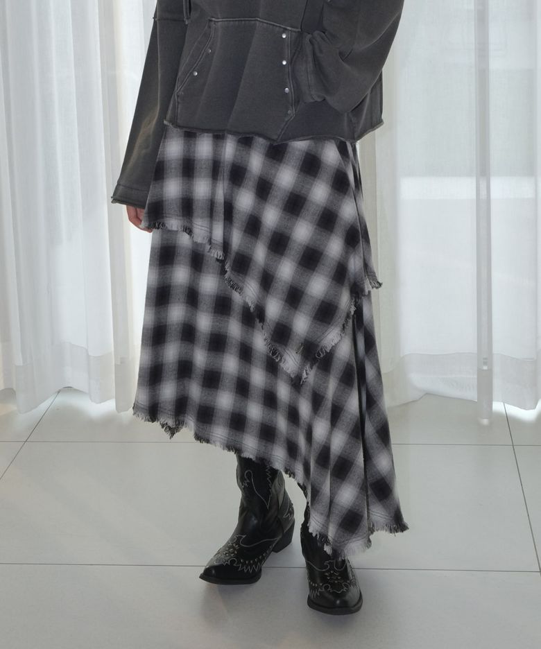 ASYMMETRIC FLARE SKIRT [CHECK]