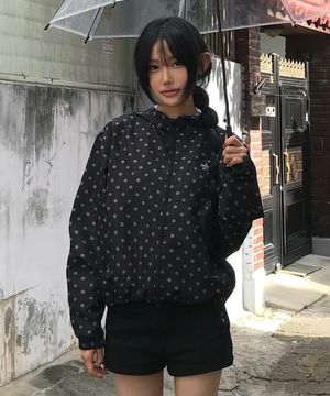 트위스타 도트 윈드브레이커 블랙