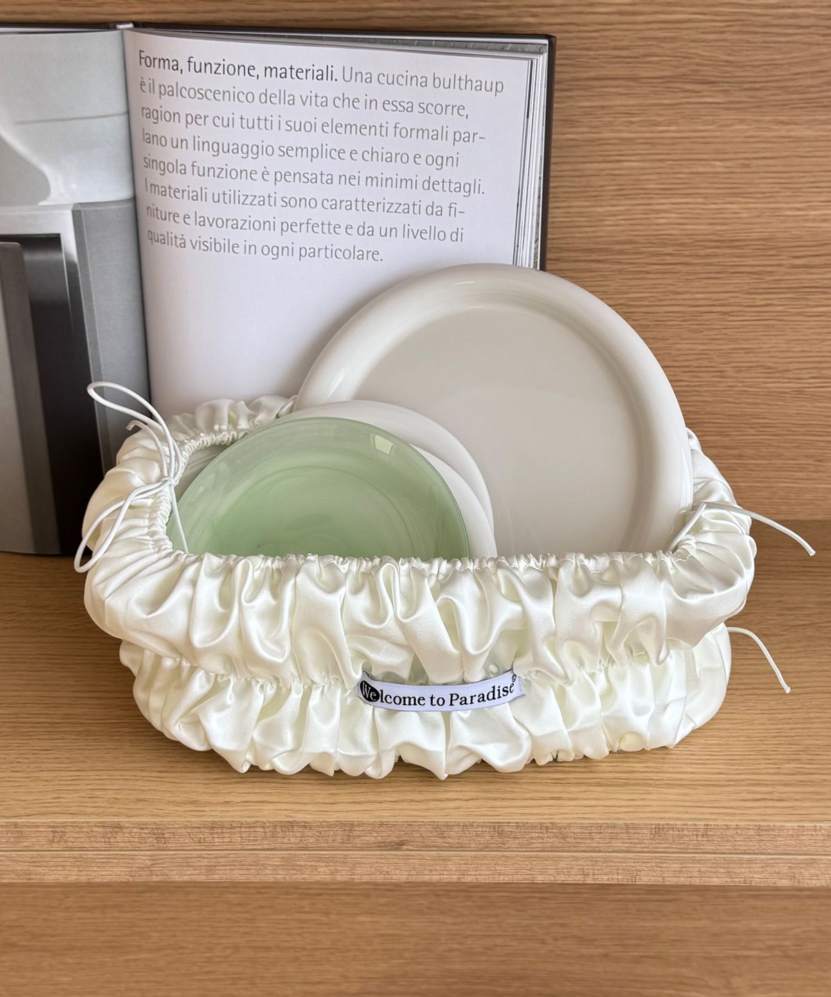 웰컴투씨씨씨(WELCOME TO CCC) PokiPoki Box (Silk White) 수납 박스