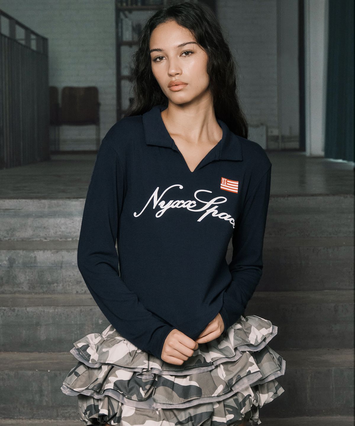 엔와이엑스엑스(NYXX) SLIM COLLAR L/S NAVY