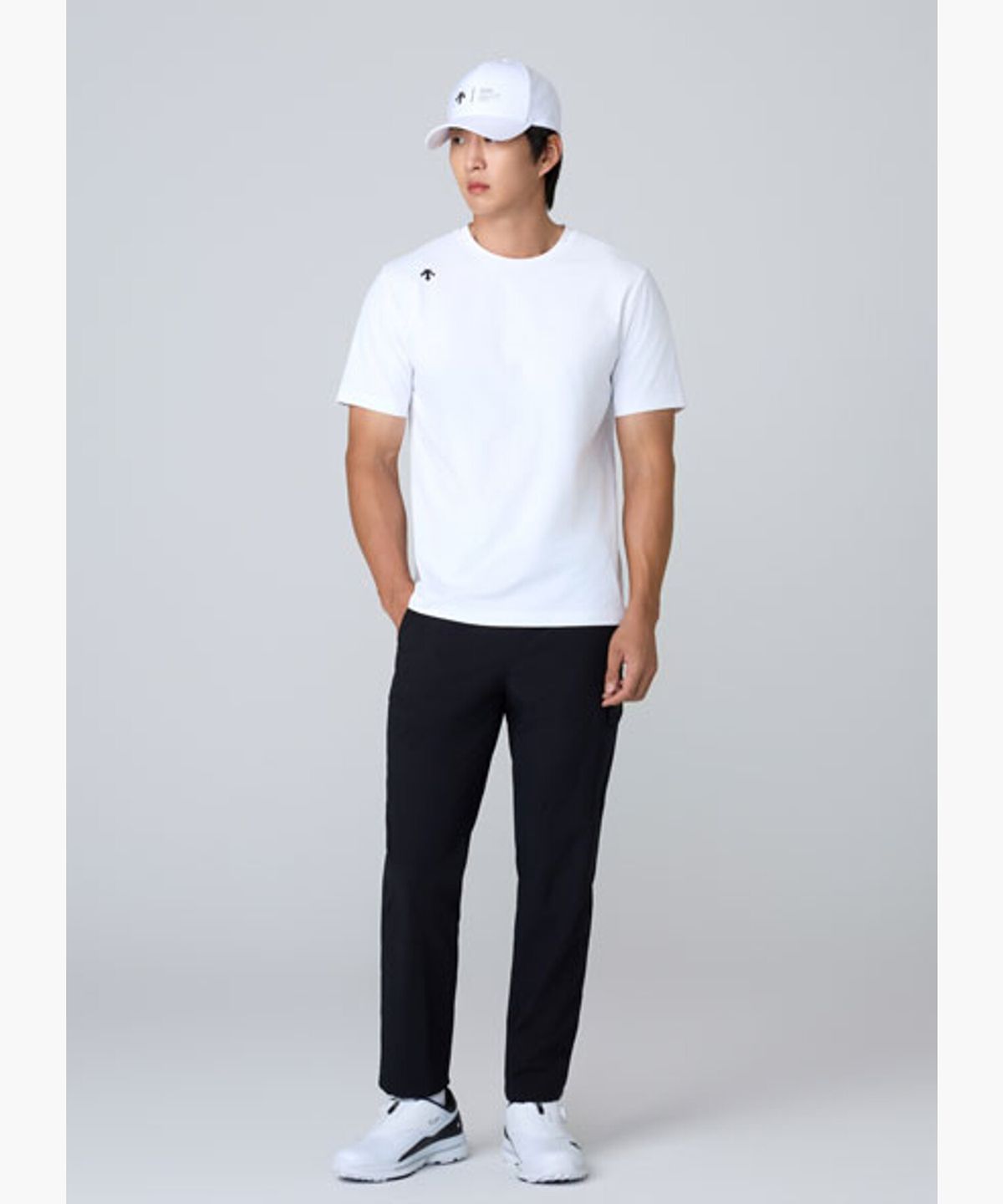데상트 골프(DESCENTE GOLF) 남성 우븐 테이퍼드 팬츠 (SET-UP) (DQ32MFPT81)