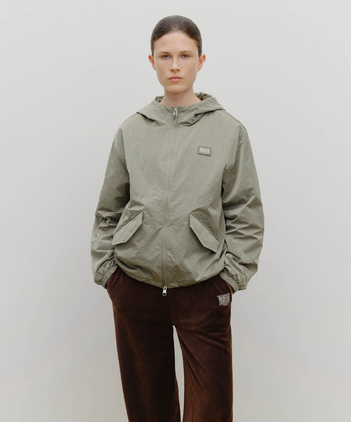 마리떼 스포츠(MARITHÉ SPORT) MARITHE SPORT HOODED WINDBREAKER gray