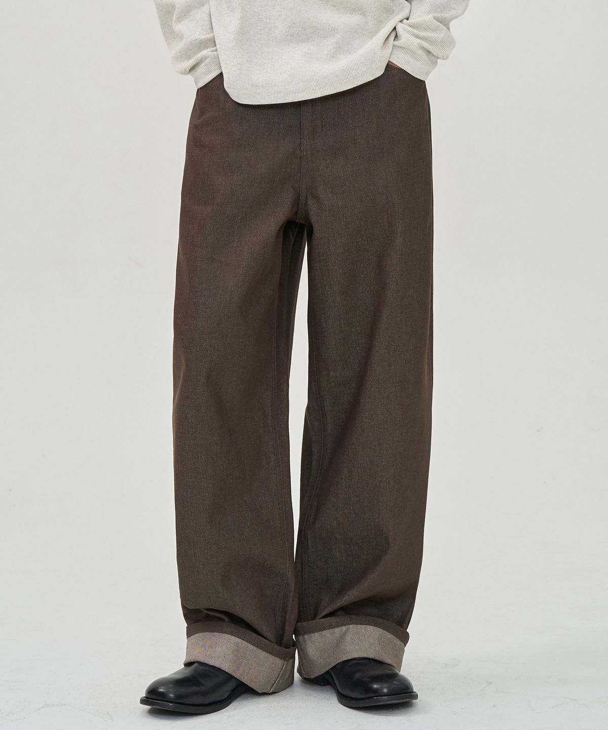 토피(TOFFEE) 클래식 로우 데님 팬츠 (BROWN)