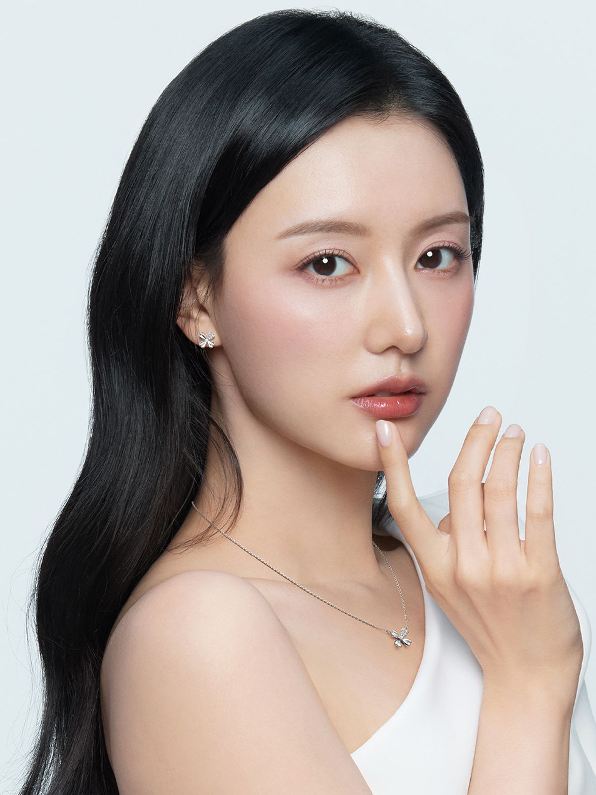 스톤헨지(STONEHENGE) 실버 네잎 클로버 목걸이 SA25C33A
