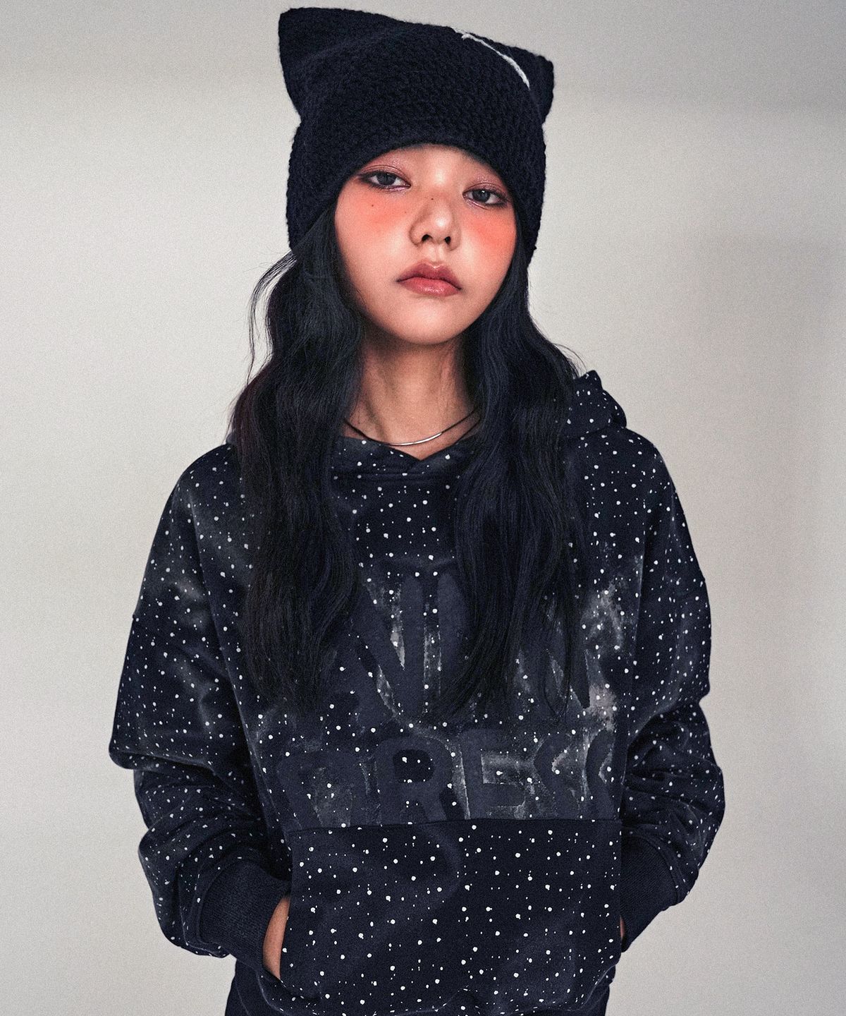 어반드레스(AVANDRESS) Ink Rush Witch Hoody BLACK