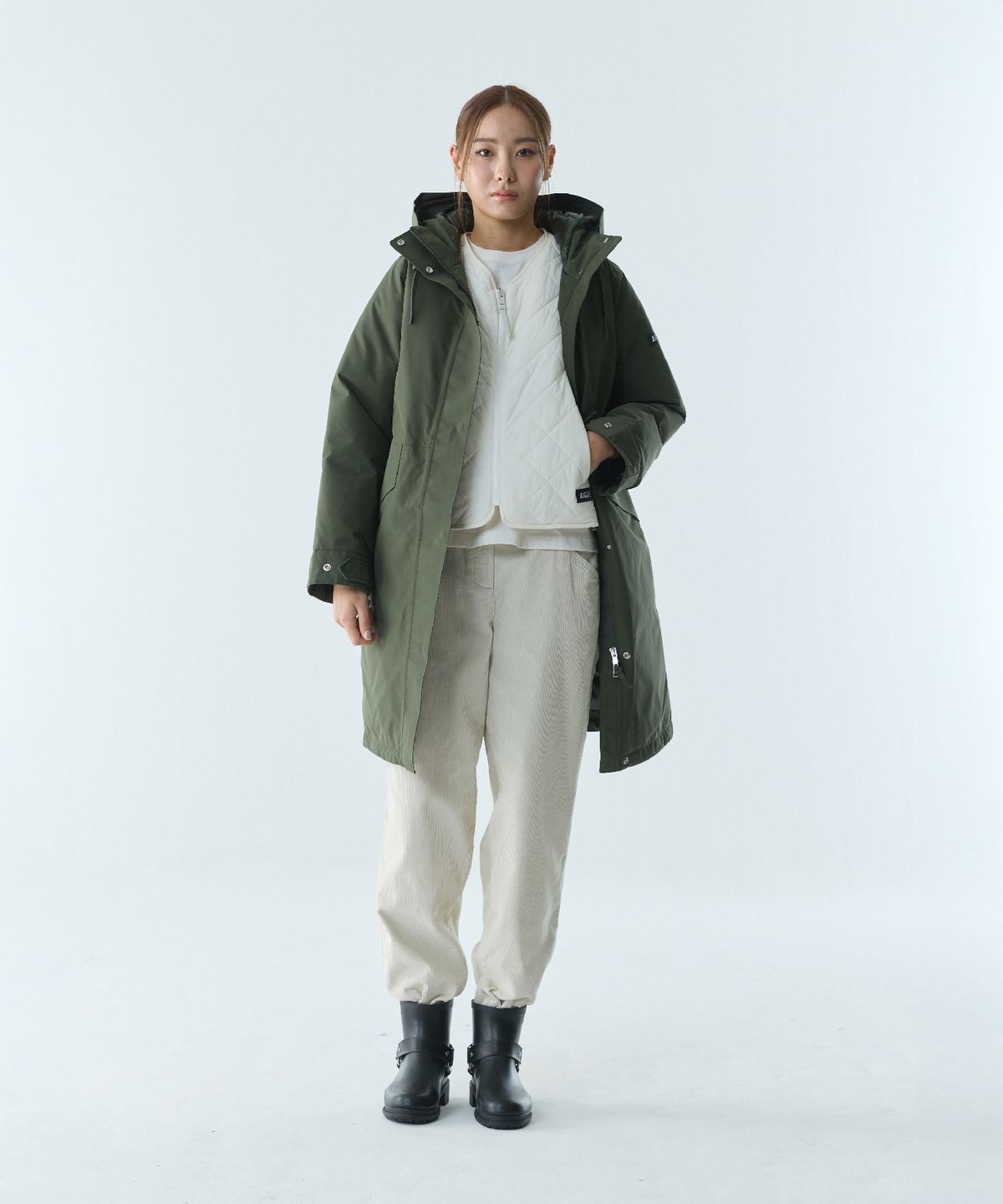 에이글(Aigle) 여성 고어텍스 파카 AIW25WOUI009AVO