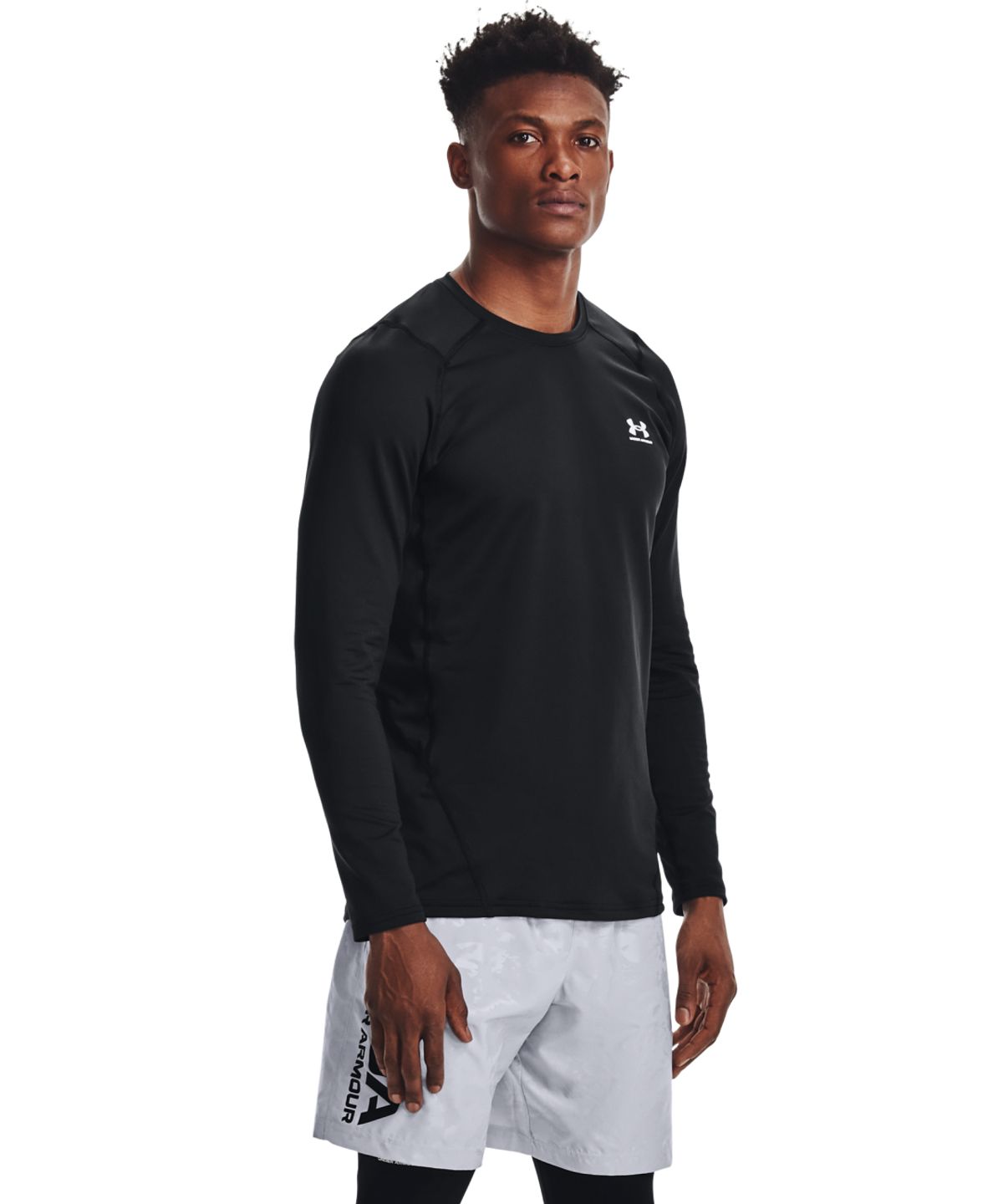 언더아머(UNDERARMOUR) 콜드기어 아머 피티드 크루 1366068-001
