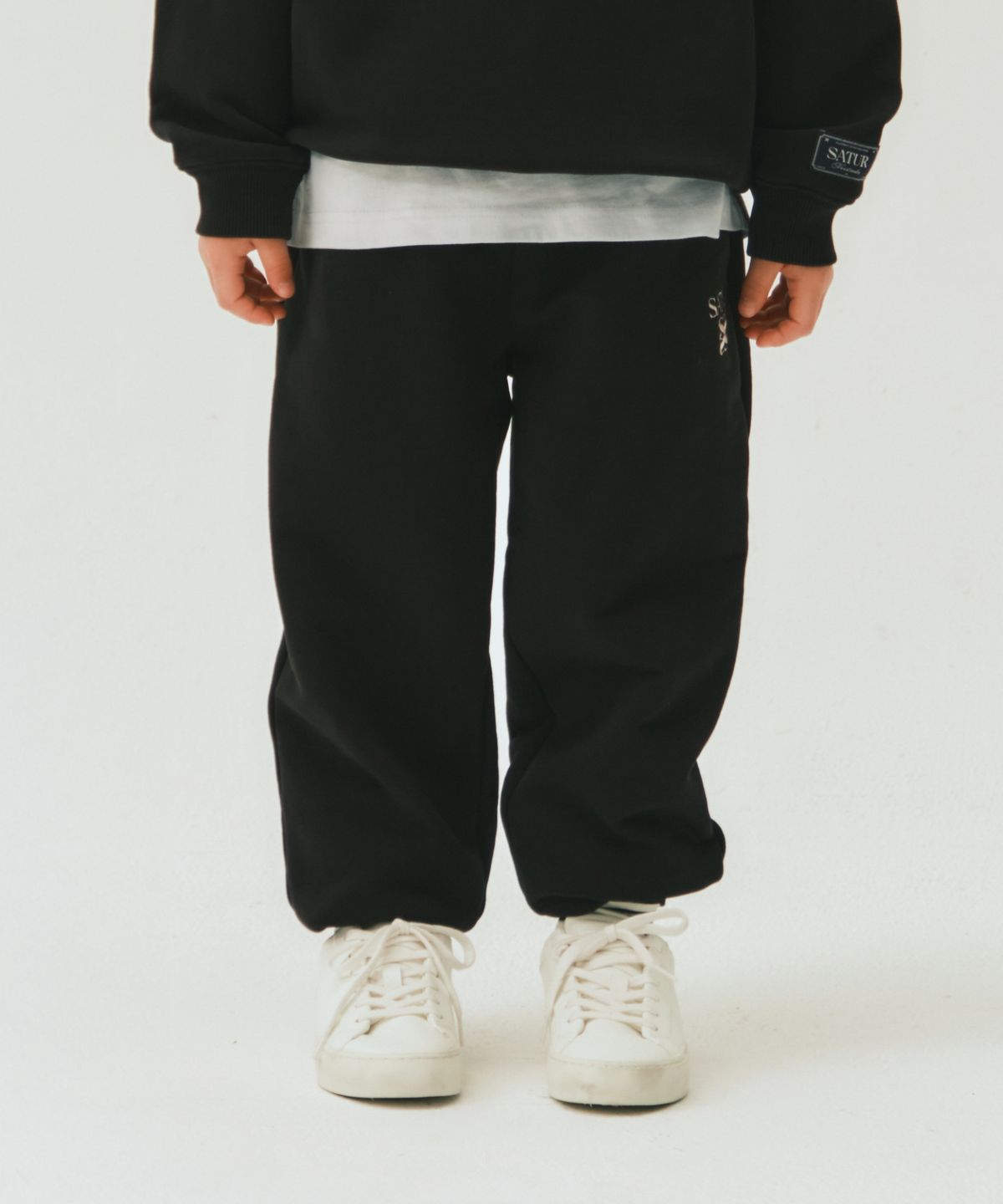세터 키즈(SATUR KIDS) (K) 클래식 로고 스웨트팬츠 블랙 핑크