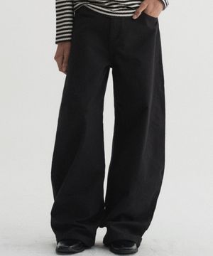 트윌 커브드 치노 팬츠 블랙