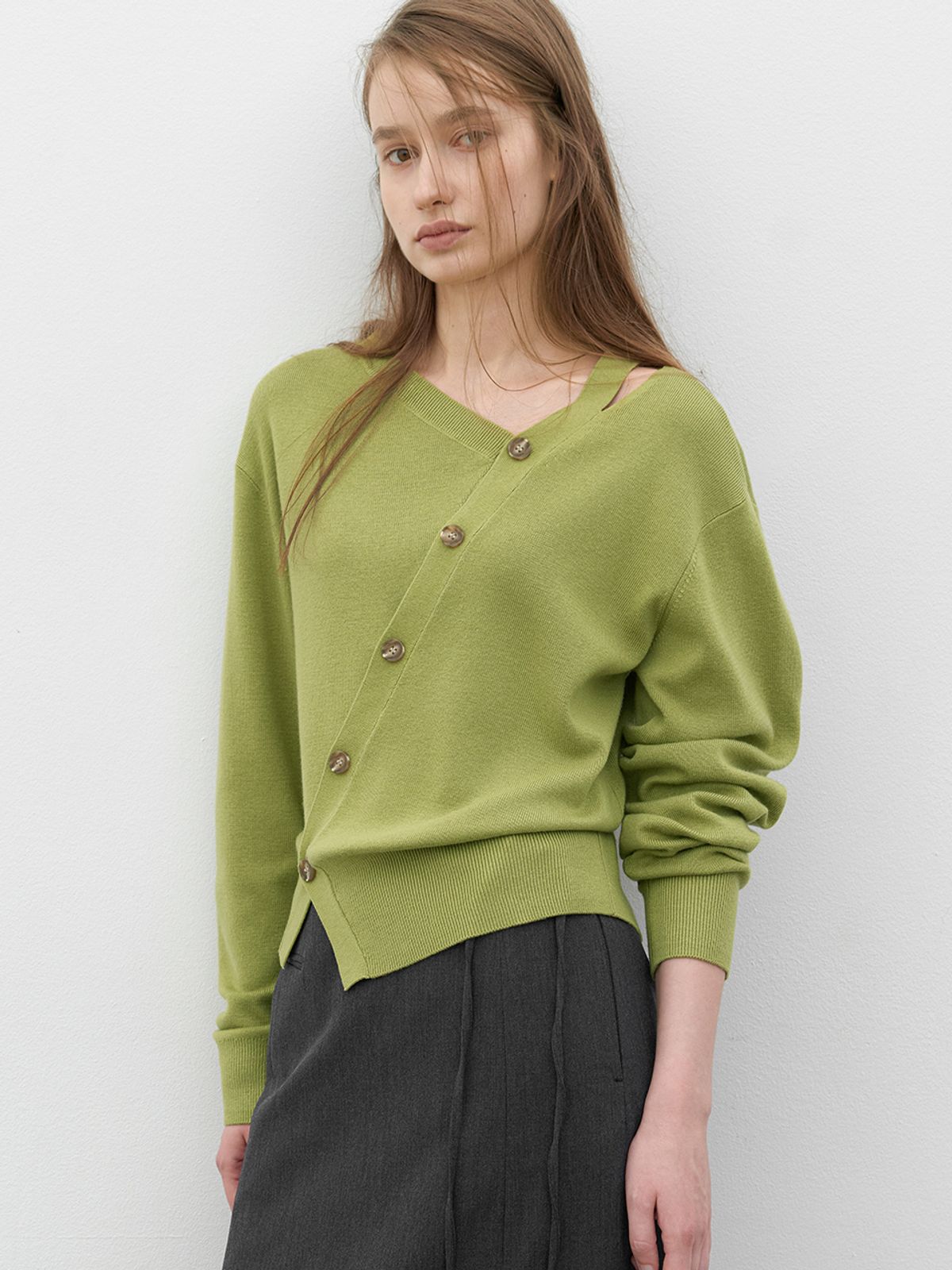 아틀리에 나인(ATELIER NAIN) CUTOUT OBLIQUE KNIT (Z-T-7131)