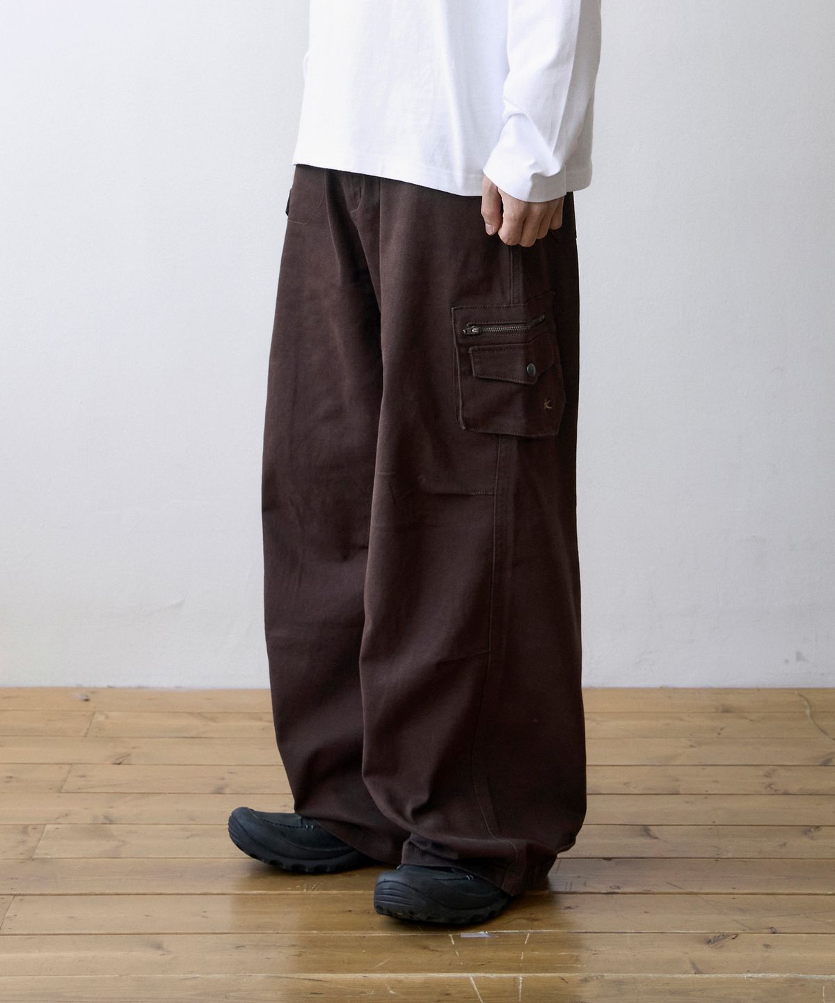 더콜디스트모먼트(THE COLDEST MOMENT) TCM double pocket pants (brown)