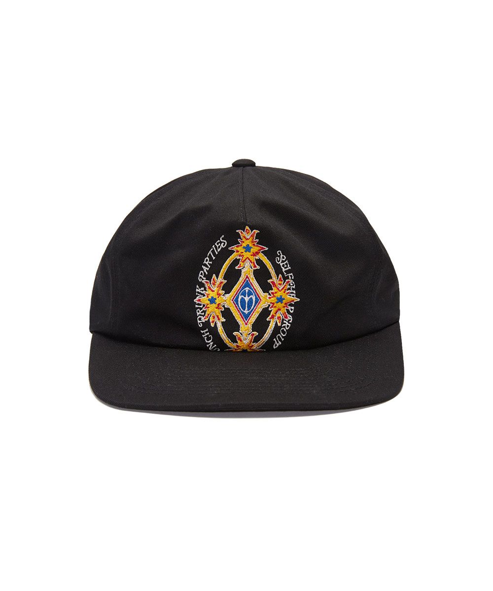 MUSINSA公式 | PUNCH DRUNK PARTIES Crest Logo 5 Pannel Cap (BLACK)