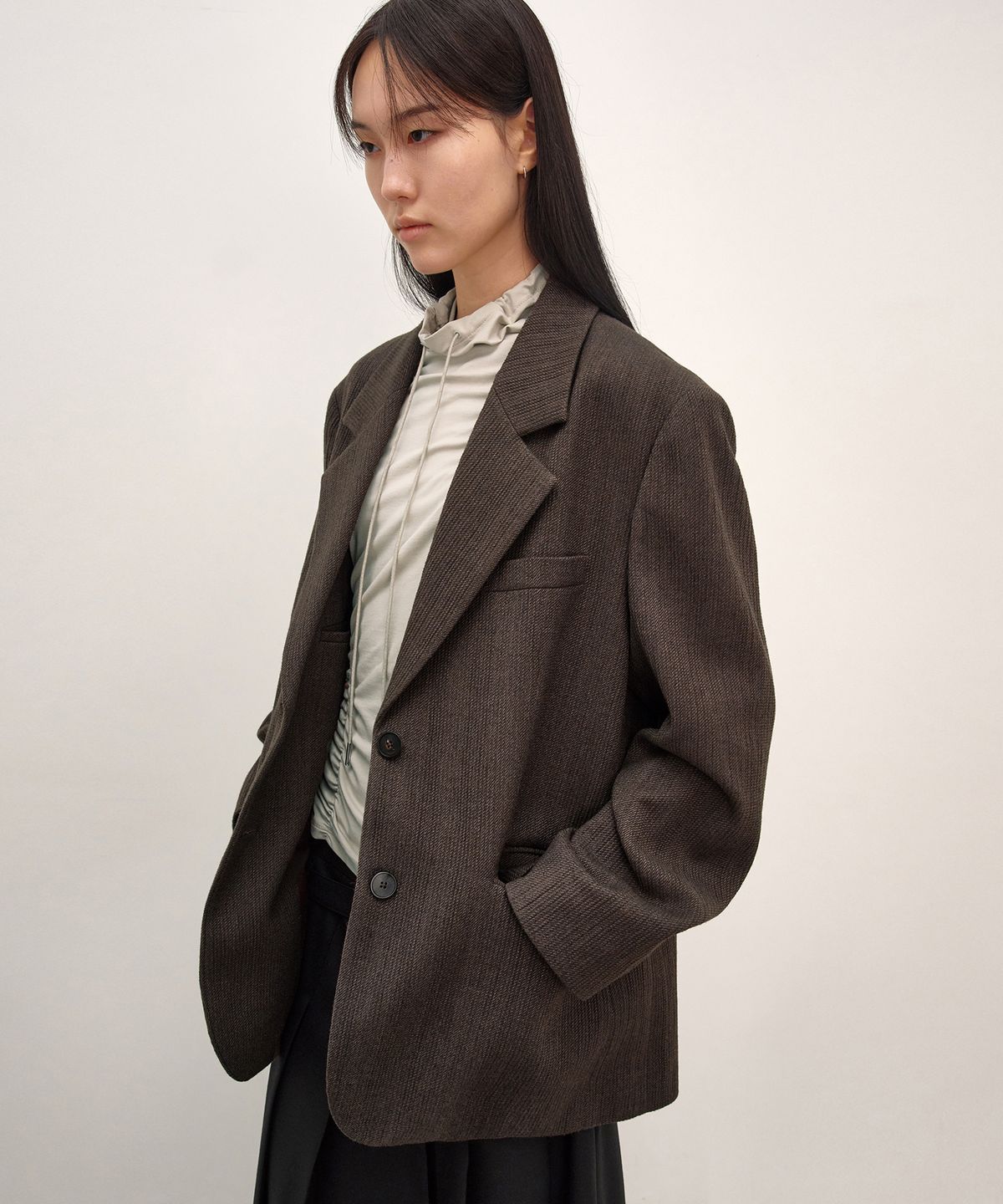 인사일런스 우먼(INSILENCE WOMEN) 오버사이즈 울 블레이저 BROWN