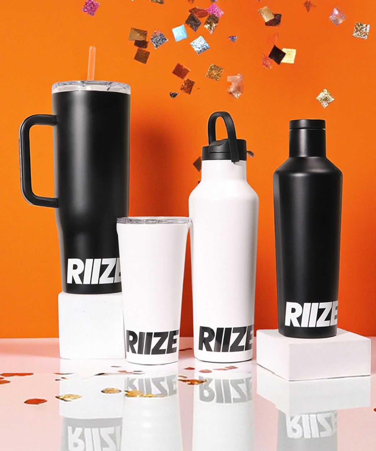 콕시클(CORKCICLE) 라이즈 콜라보 RIIZE 텀블러 대용량 손잡이 빨대 밀폐