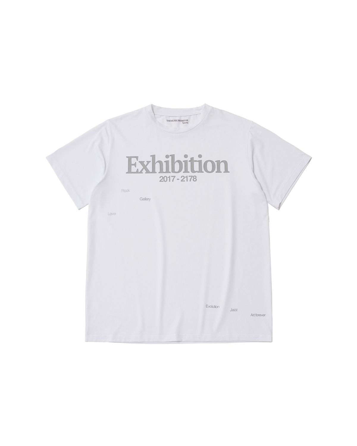 더뮤지엄비지터(THEMUSEUMVISITOR) EXHIBITION GRAPHIC RUNNING T-SHIRT (WHITE)