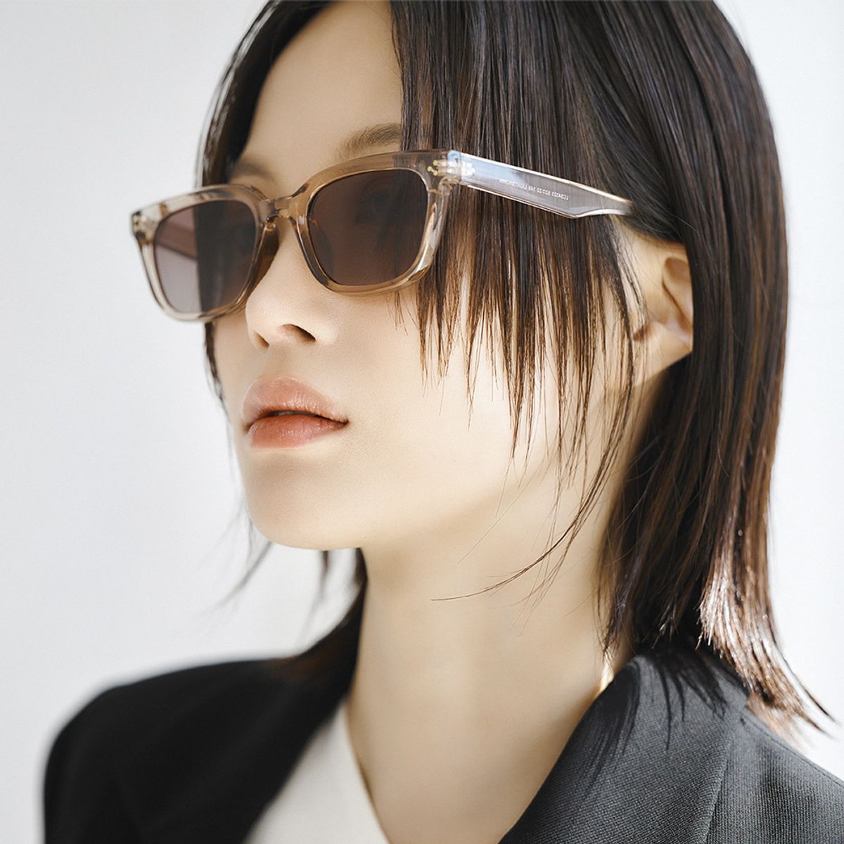 룩옵티컬(LOOKOPTICAL) 선글라스(LCS4323 LIGHTBROWN 52)