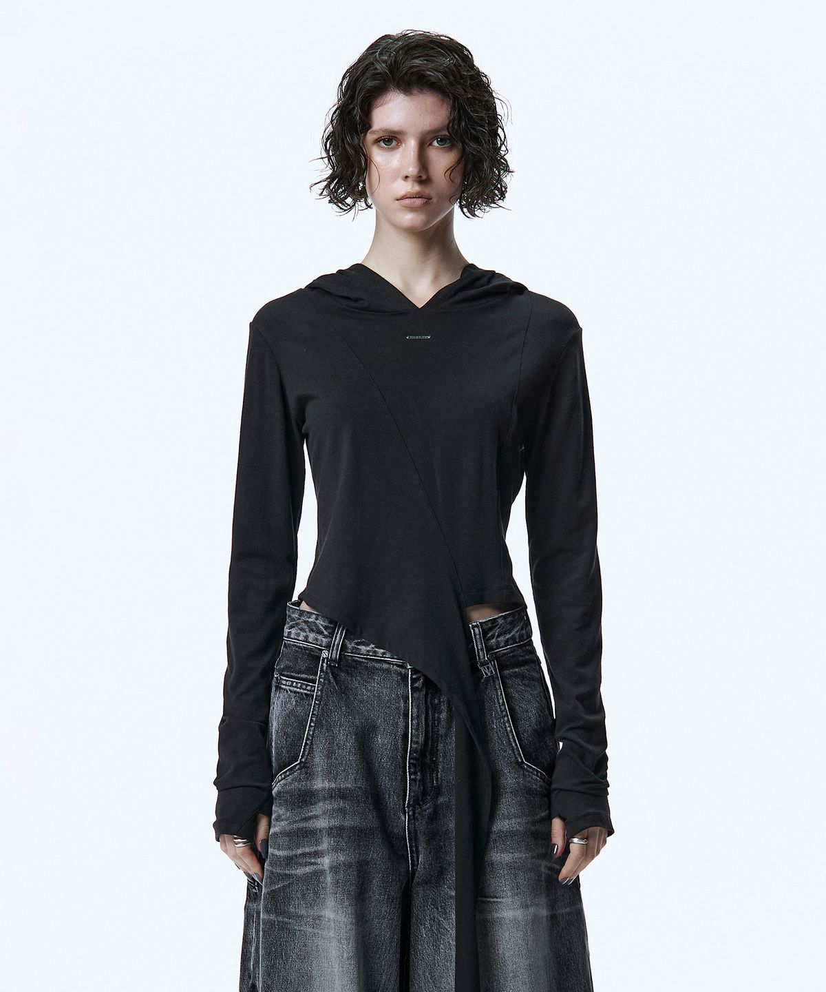 트리밍버드(TREEMINGBIRD) Tie Long Sleeve Hoodie [ Black ]