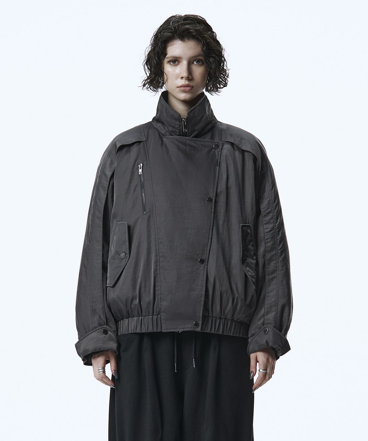 트리밍버드(TREEMINGBIRD) Padded Nylon Blouson [ Charcoal ]