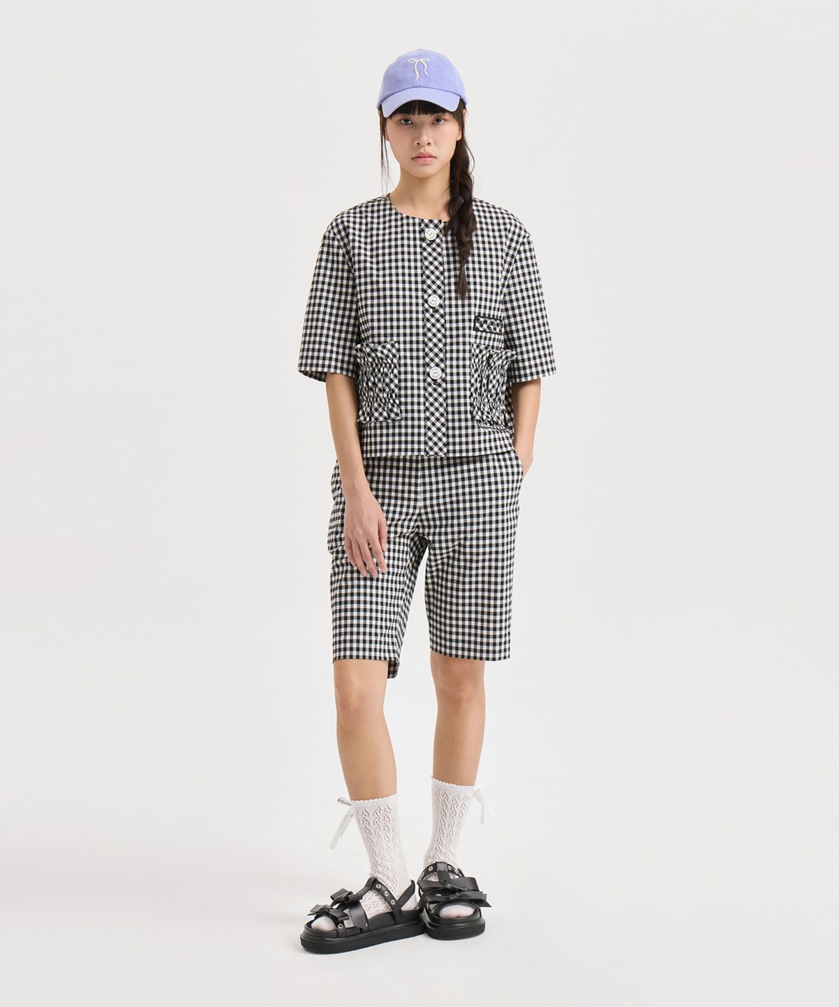 럭키슈에뜨(LUCKY CHOUETTE) Gingham Check Round Neck Half Sleeve Jacket (black) LFJAM25510BKX